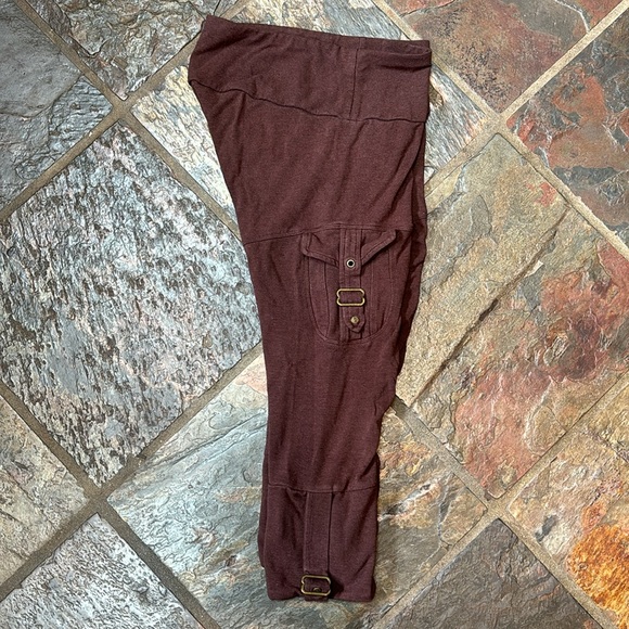 Nomads Hemp Wear Bamboo/Organic Cotton Capris - Picture 3 of 6